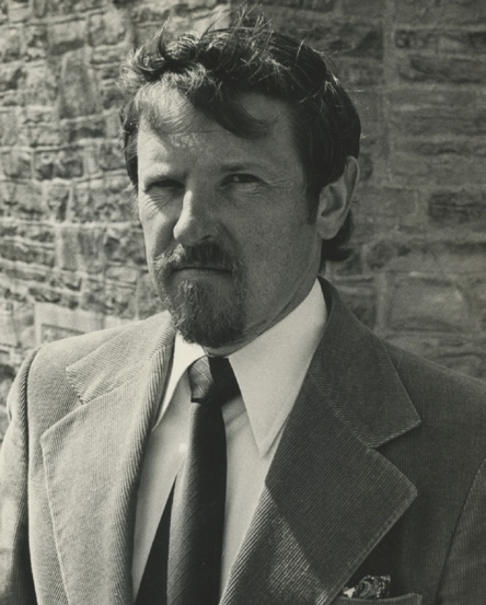 Profile photo of award-winning author and English teacher Richard B. Wright.