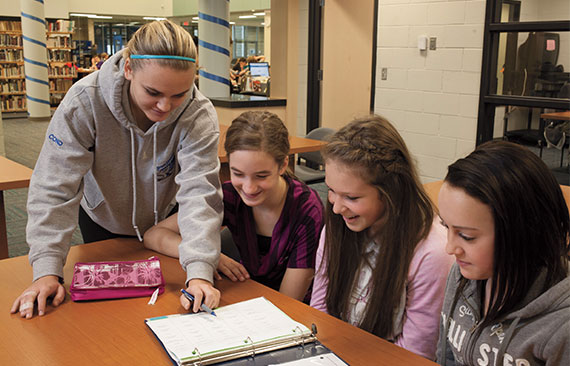 Students in Superior Heights’s mentorship program.  (Photo: Kenneth Armstrong)