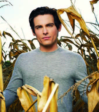 Profile photo of Kevin Zegers.
